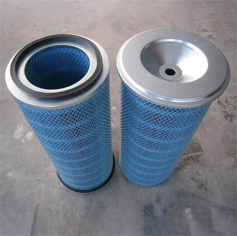 Self cleaning air filter element 2